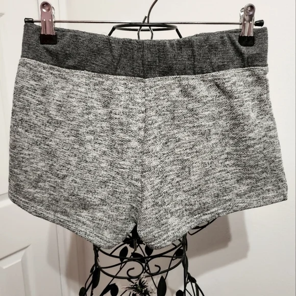 Mini‎ cotton short - Picture 2 of 2